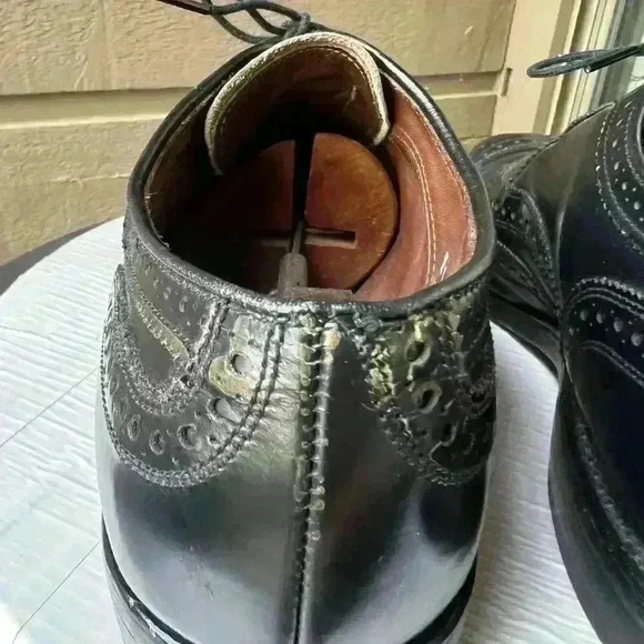 Allen Edmonds McAllister Men 9.5 Black Brogue Wingtip Oxford Dress Shoes - Picture 8 of 9